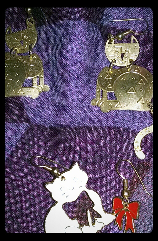 Kitty earrings